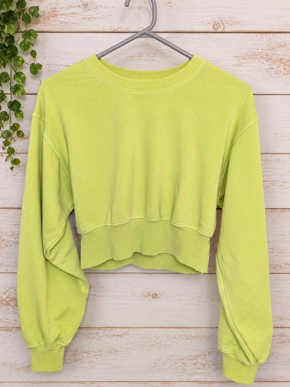 Forever 21 Cropped Crewneck Sweatshirt - Lime Green